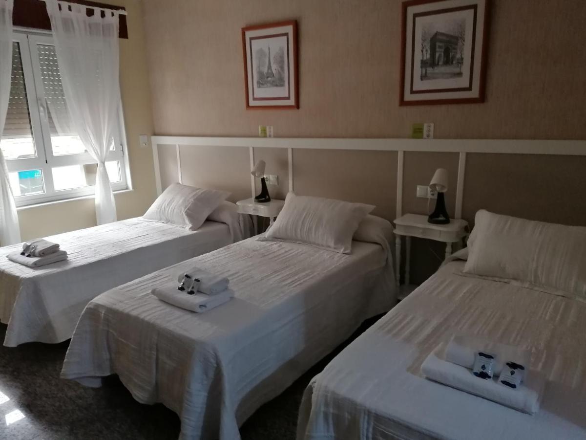 Cuatro Caminos Hotel Саррия Екстериор снимка